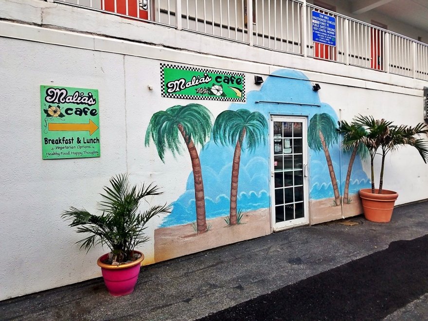 Malia's Cafe