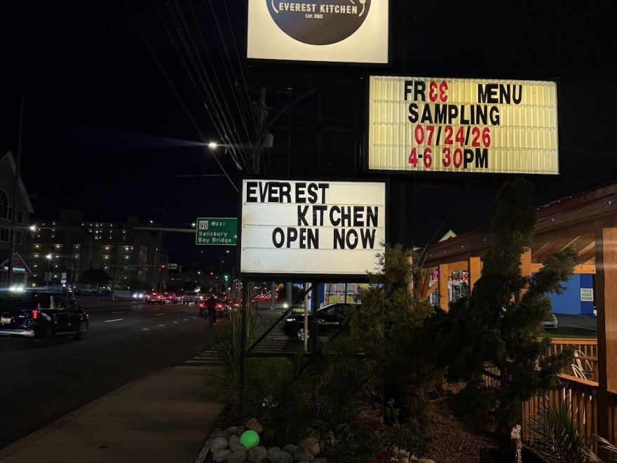 Everest Kitchen