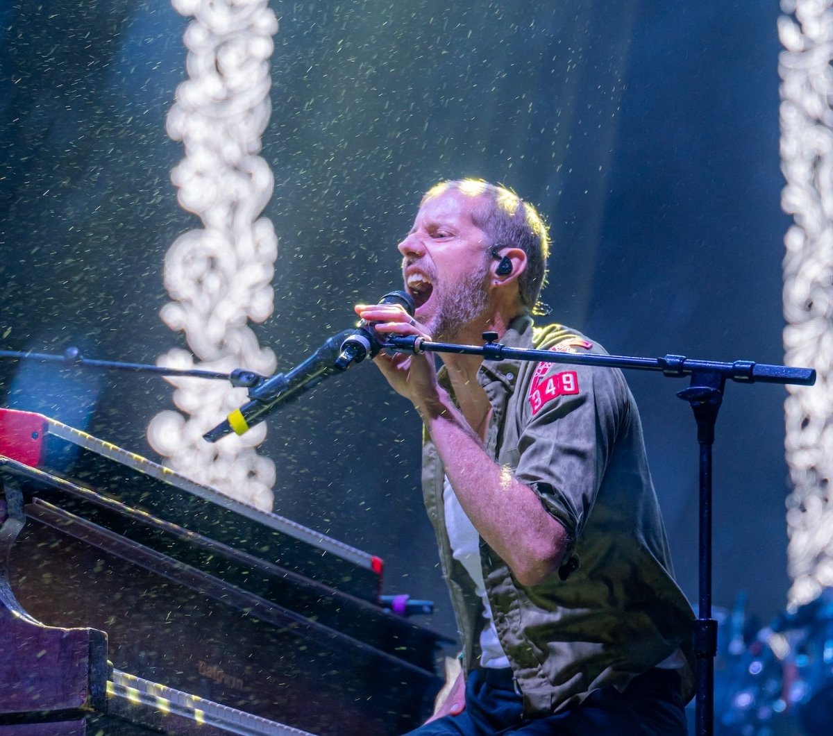 artist performing at Oceans Calling