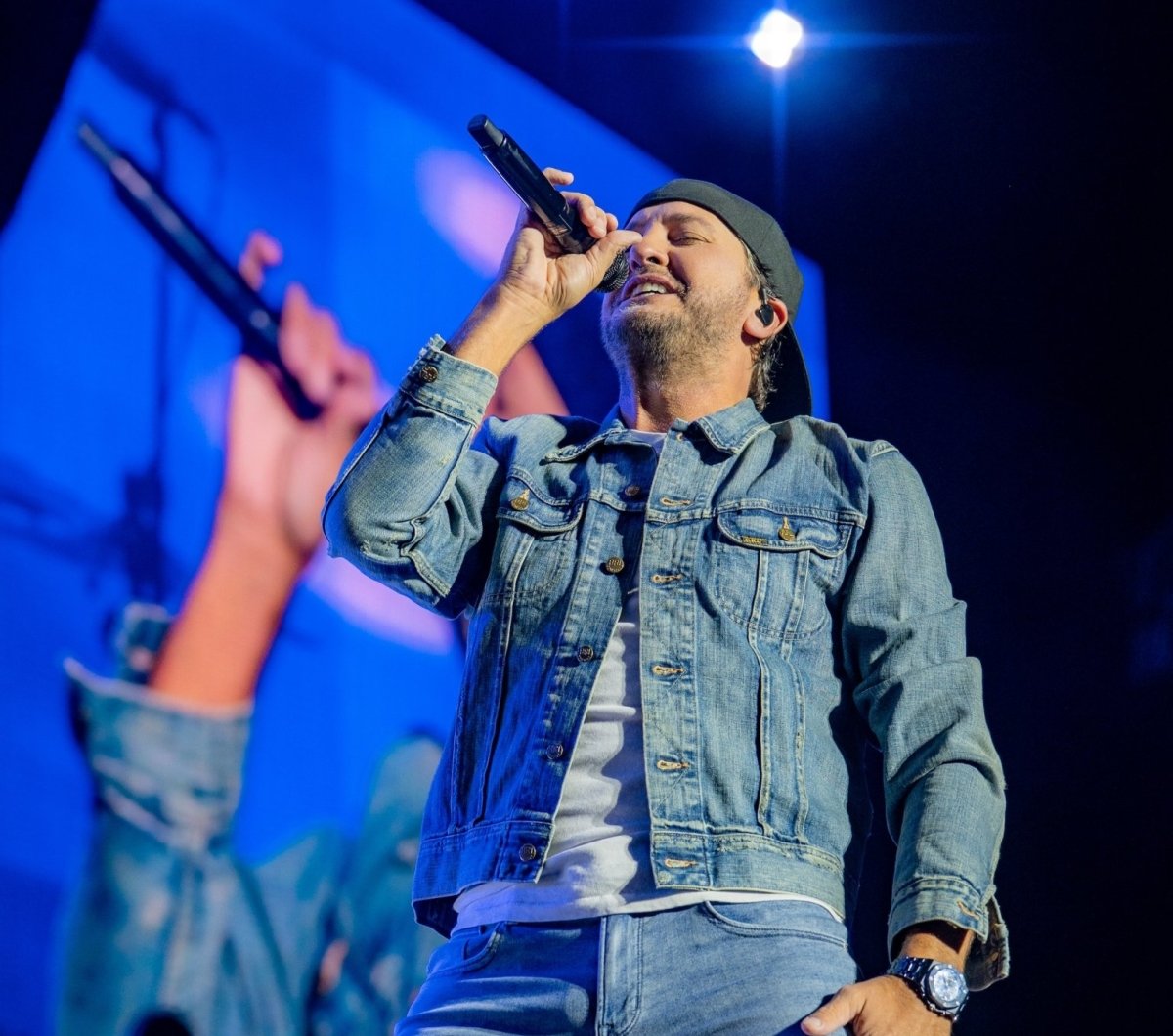 Luke Bryan at Country Calling